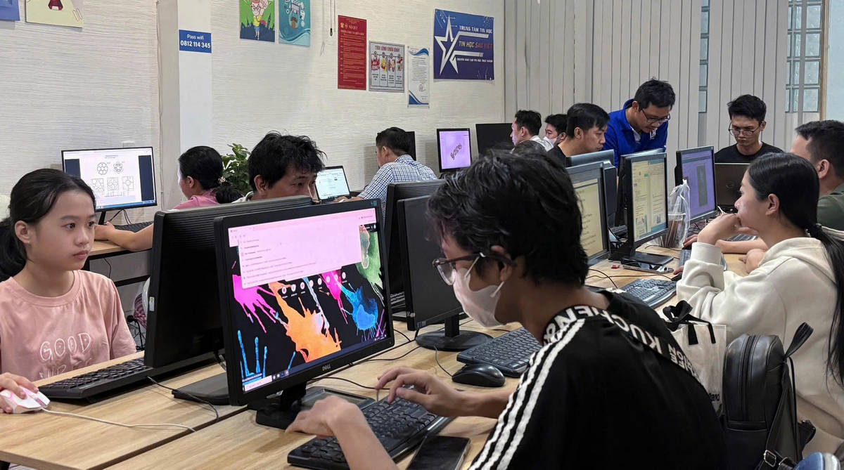 Đối Tượng Phù Hợp Với Khóa Học AI Miễn Phí