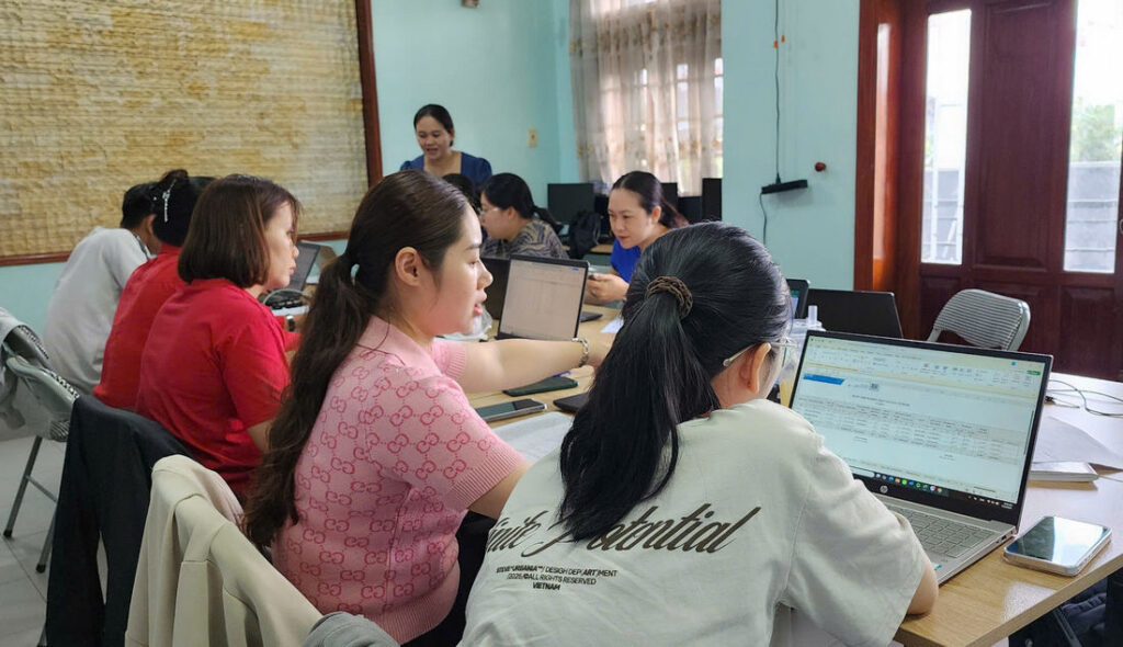 Đối Tượng Học Viên Trong Khóa Học Chứng Chỉ AI Văn Phòng Tại TP. HCM