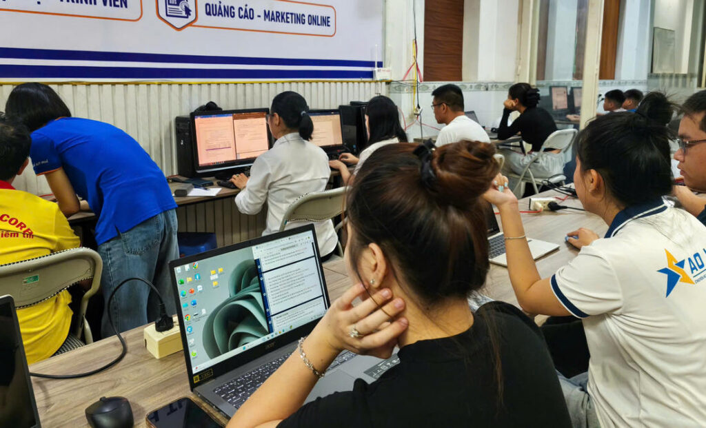 Lợi Ích Khi Tham Gia Khóa Học Chứng Chỉ AI Văn Phòng Tại Vũng Tàu
